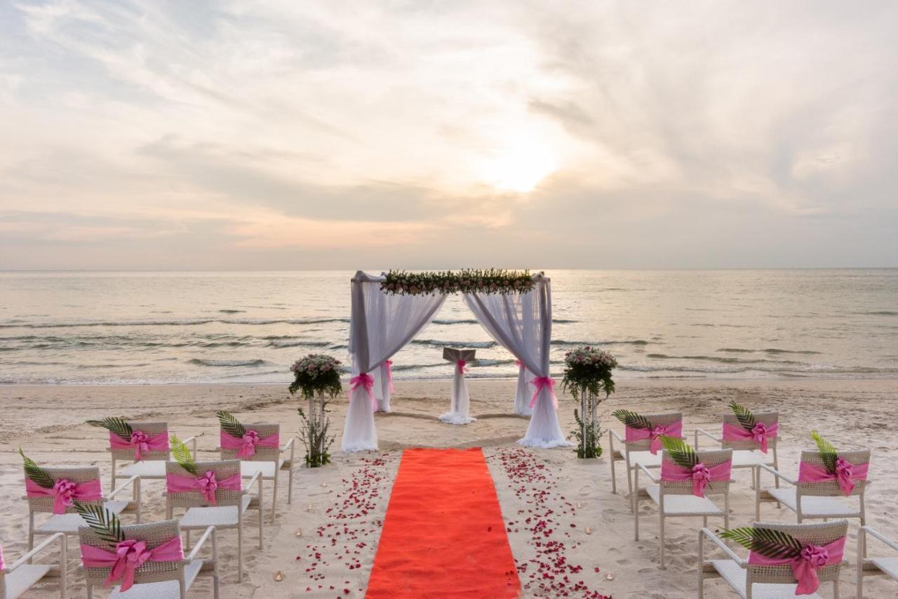 Kc Grande Resort Koh Chang Exterior foto A beach wedding