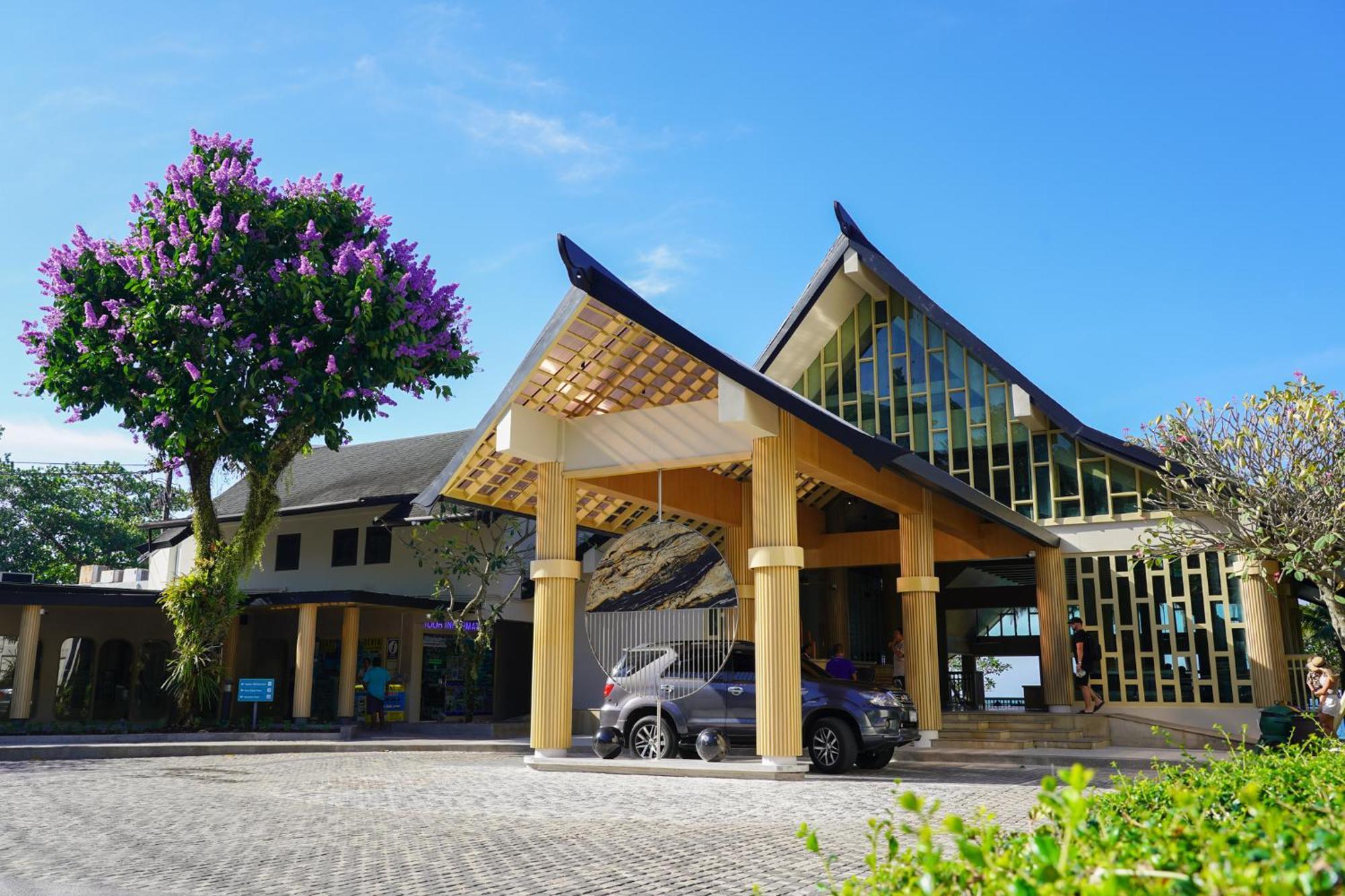 Kc Grande Resort Koh Chang Exterior foto The main entrance of the museum